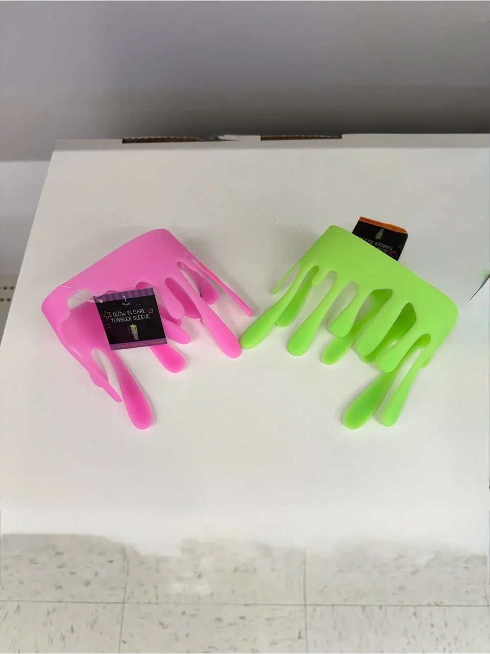 SET OF 2!!! Target Bullseye Green & Pink Glow in the Dark Slime Tumbler Sleeve